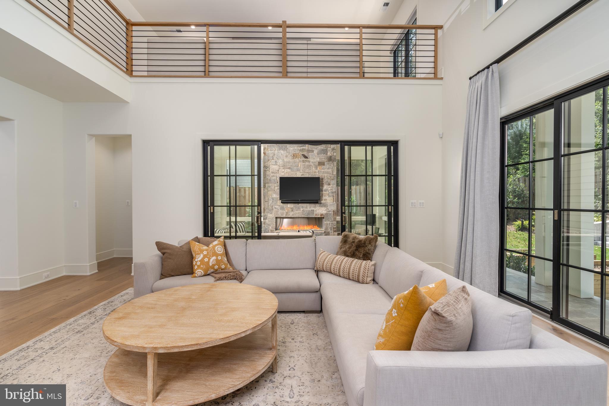 CHESTERBROOK WOODS - Residential