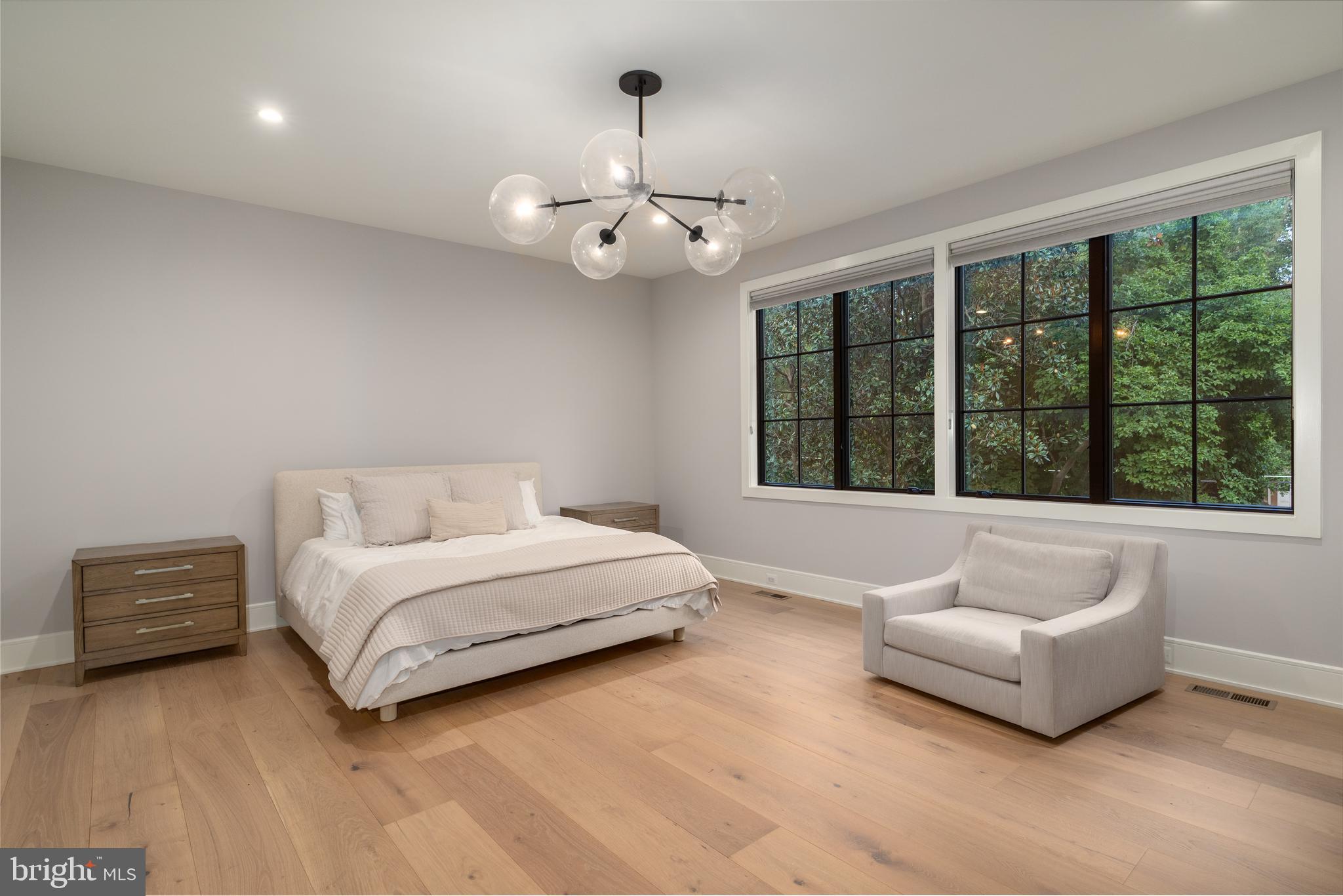 CHESTERBROOK WOODS - Residential