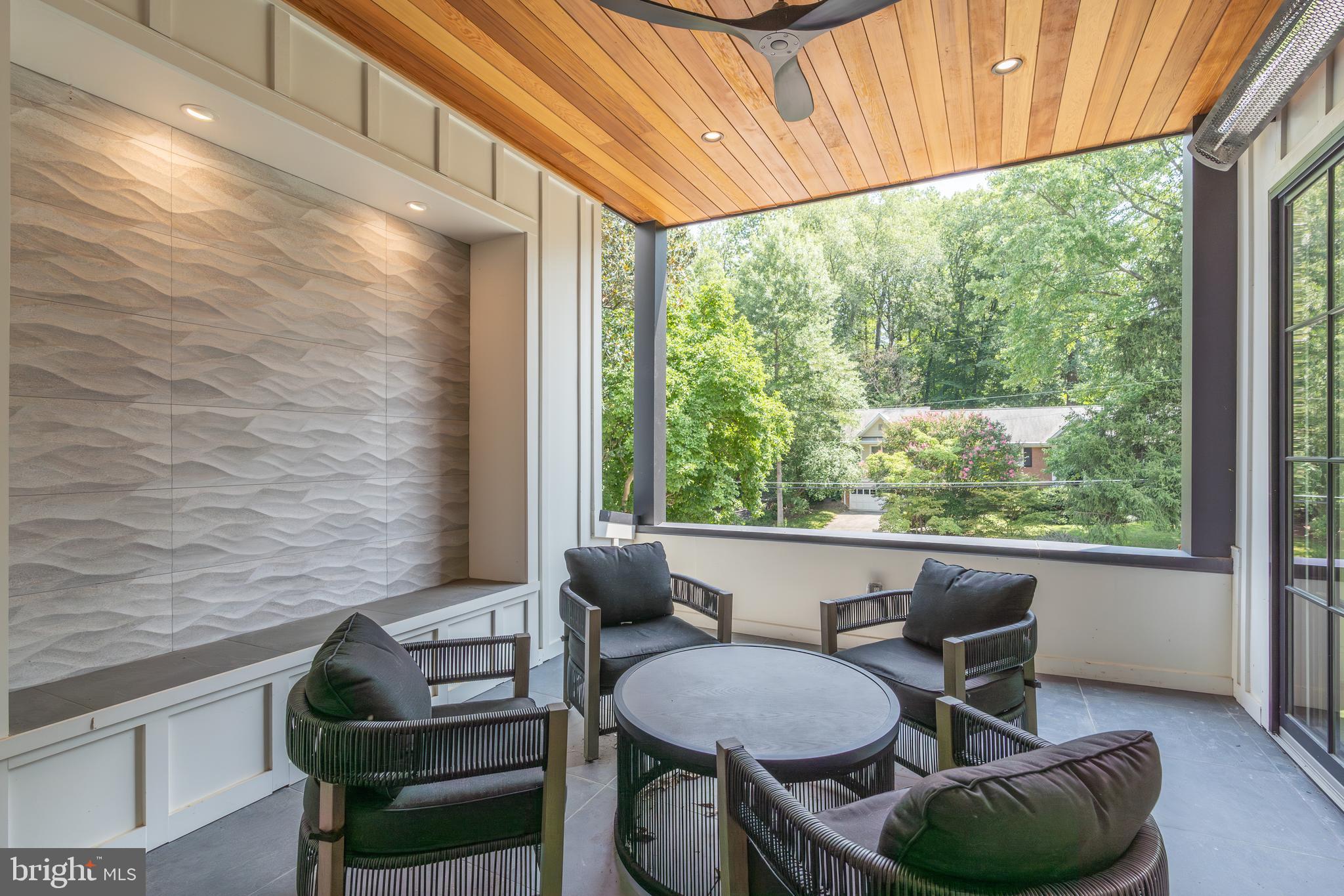 CHESTERBROOK WOODS - Residential