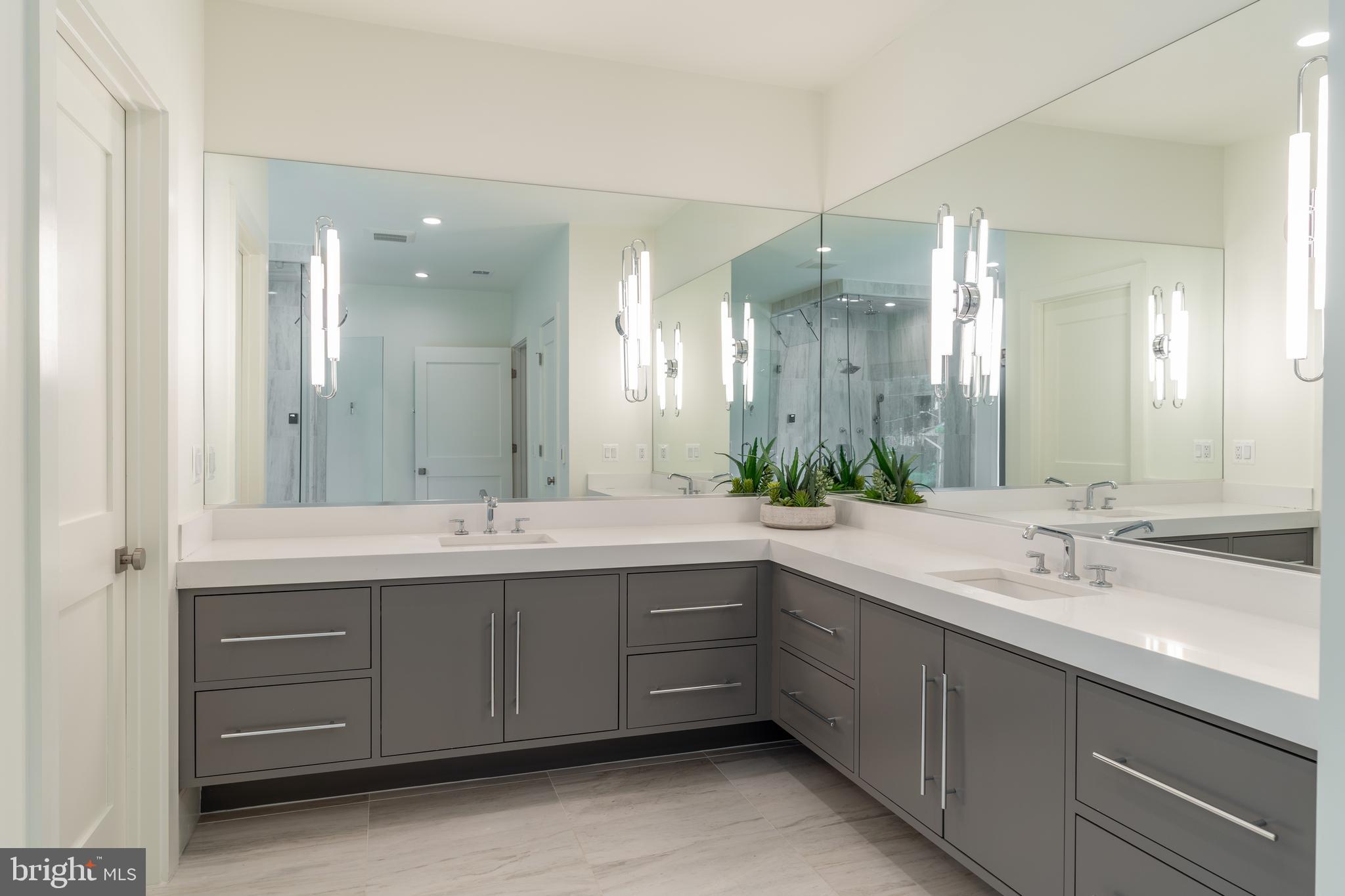 CHESTERBROOK WOODS - Residential