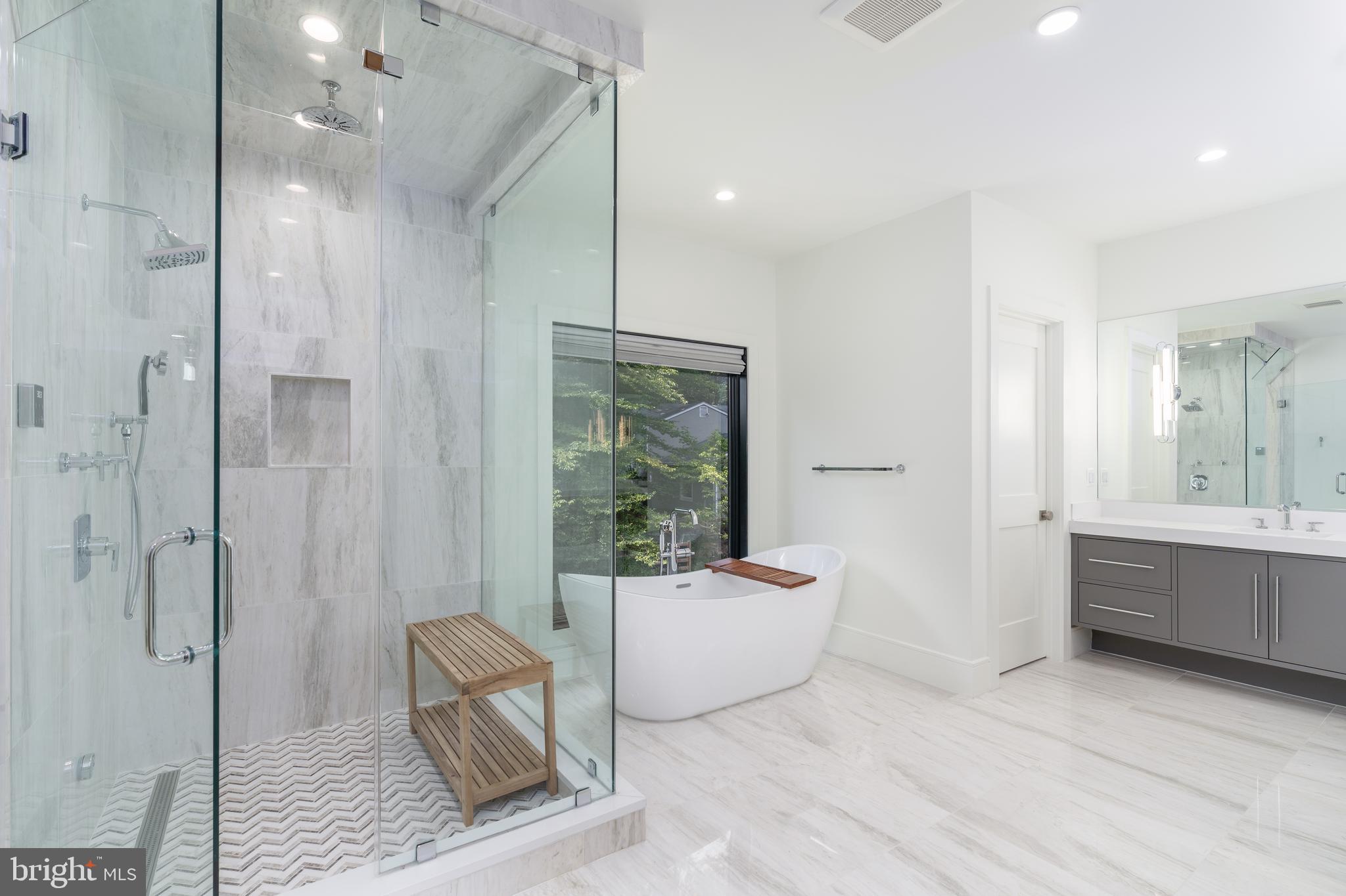 CHESTERBROOK WOODS - Residential