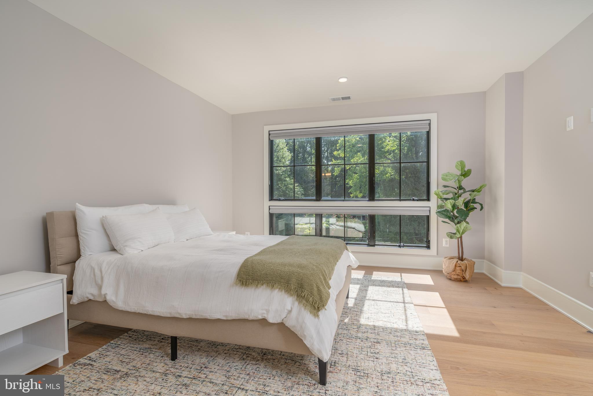 CHESTERBROOK WOODS - Residential