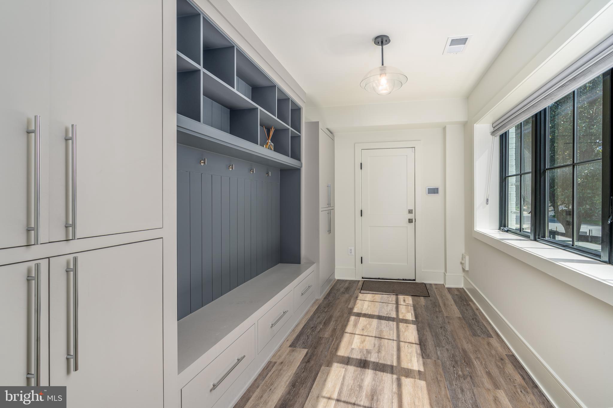 CHESTERBROOK WOODS - Residential