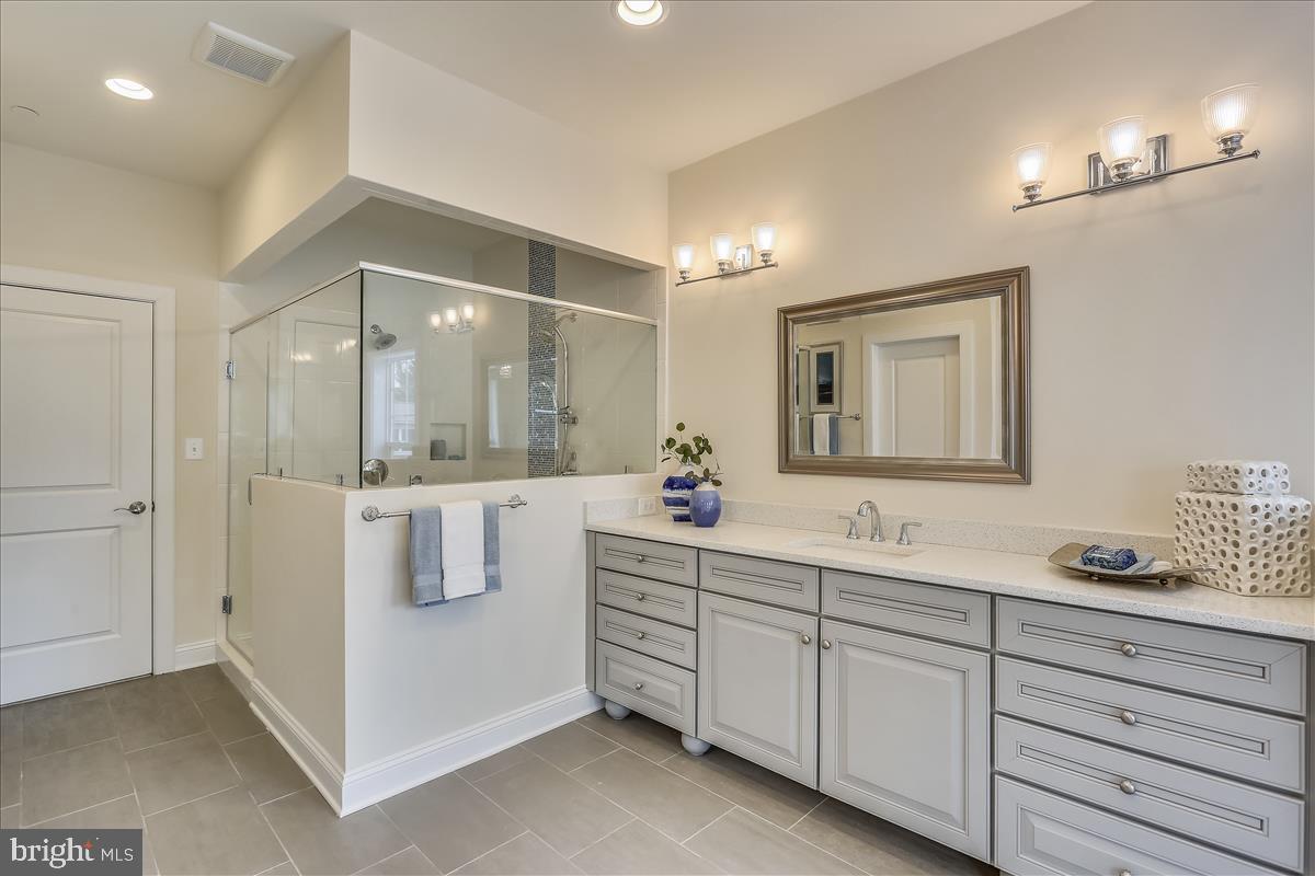 GLEN ECHO HEIGHTS - Residential