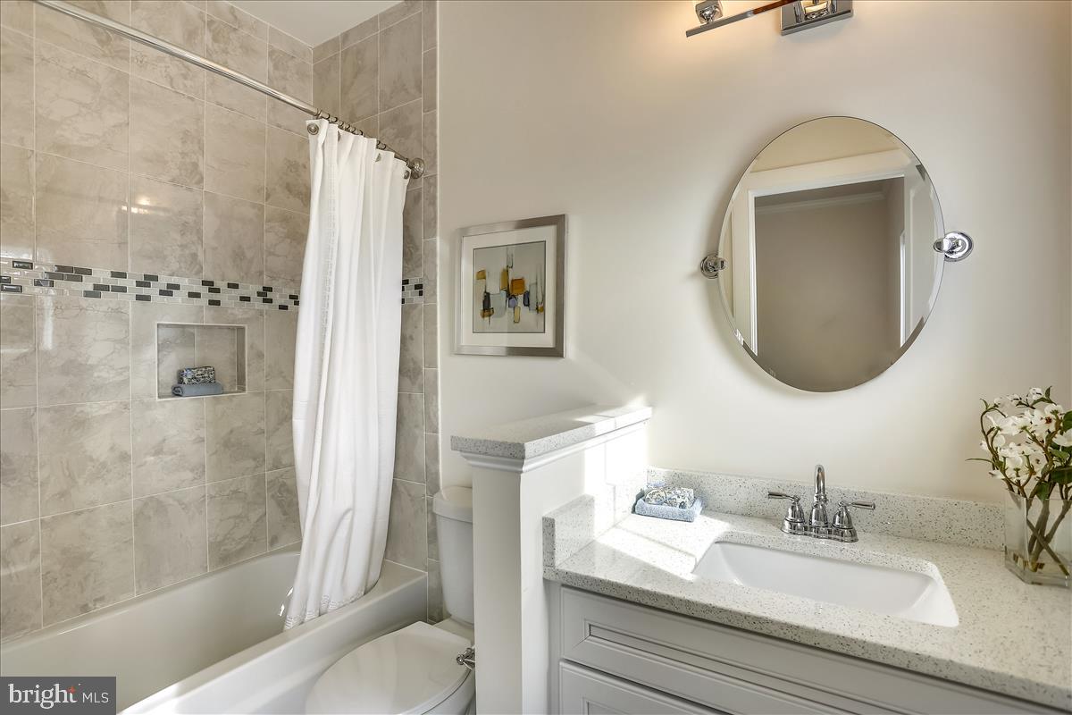 GLEN ECHO HEIGHTS - Residential