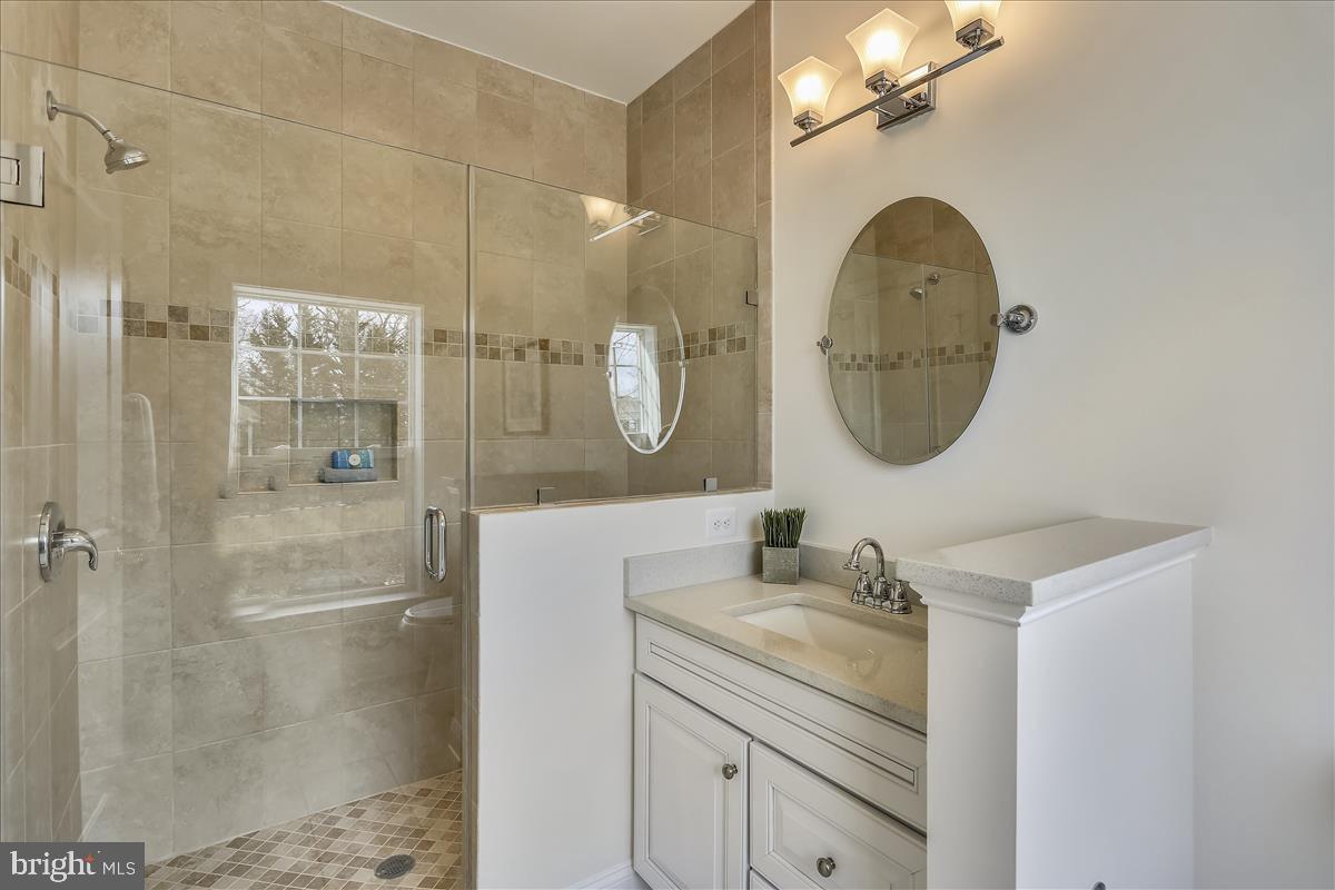 GLEN ECHO HEIGHTS - Residential
