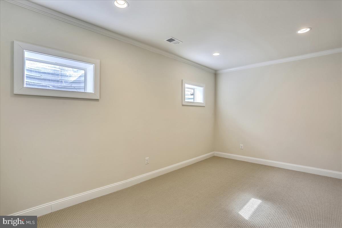 GLEN ECHO HEIGHTS - Residential