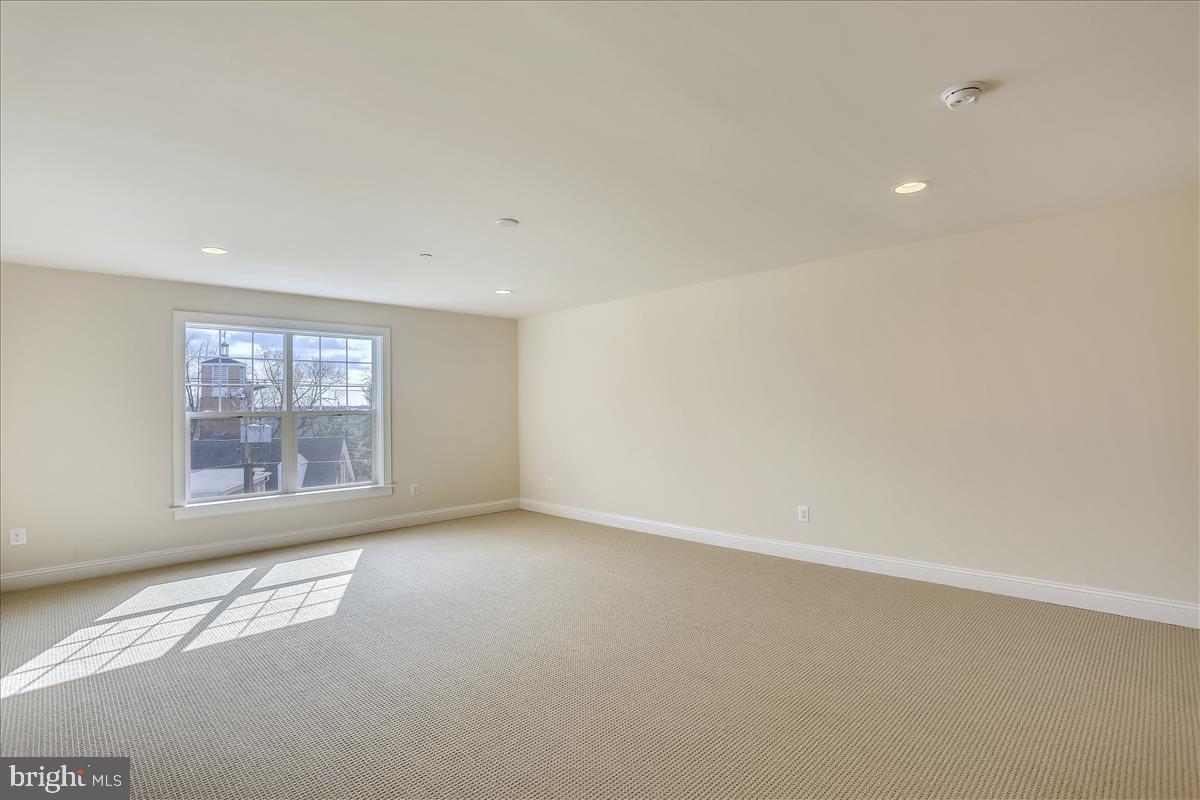 GLEN ECHO HEIGHTS - Residential