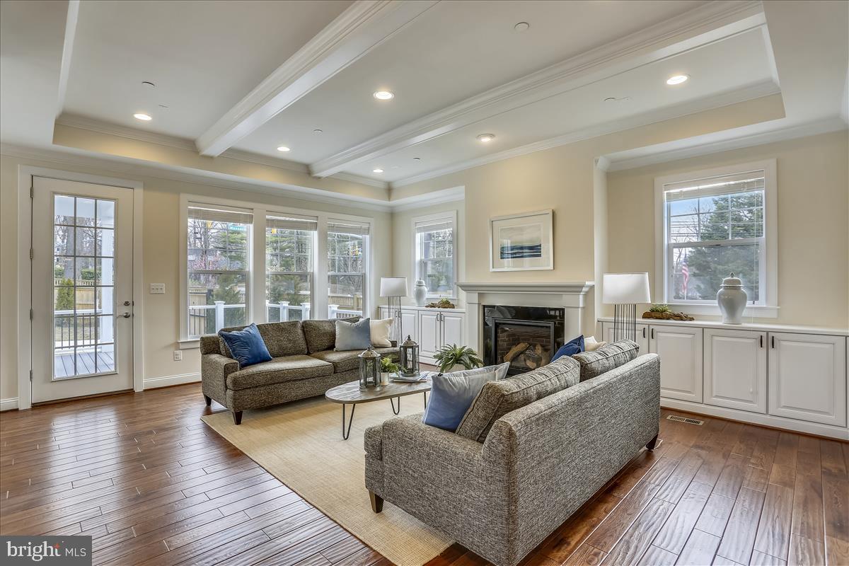 GLEN ECHO HEIGHTS - Residential