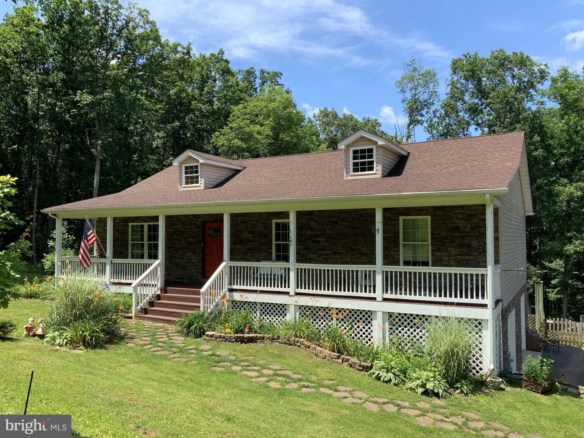 CHESTNUT HILL - Residential