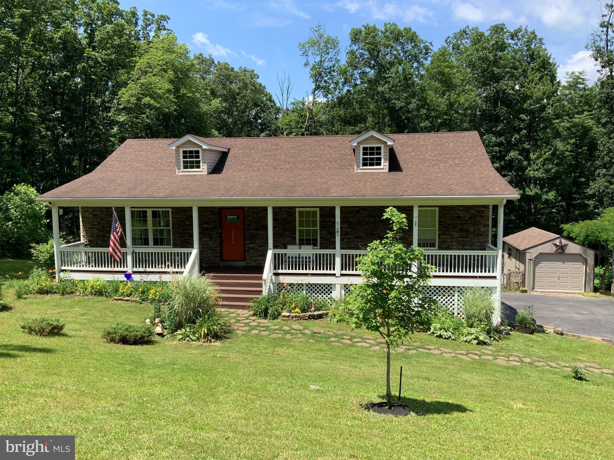 CHESTNUT HILL - Residential