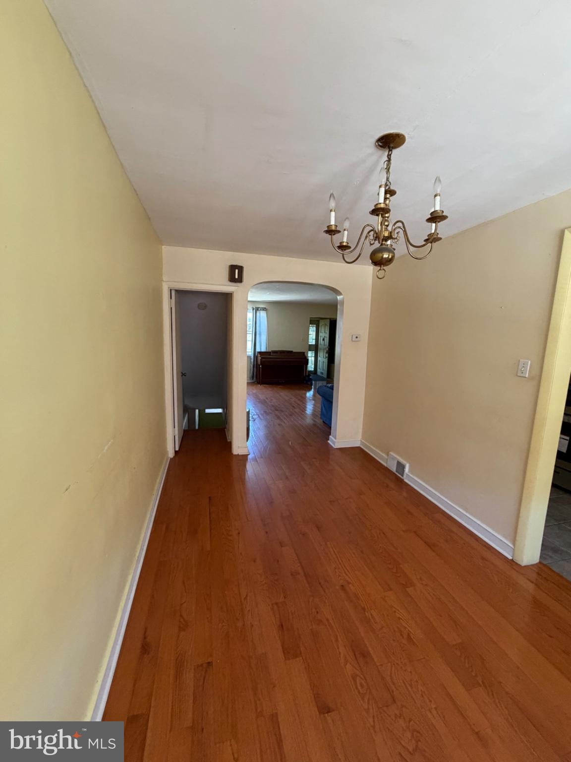 7256 LARGE STREET