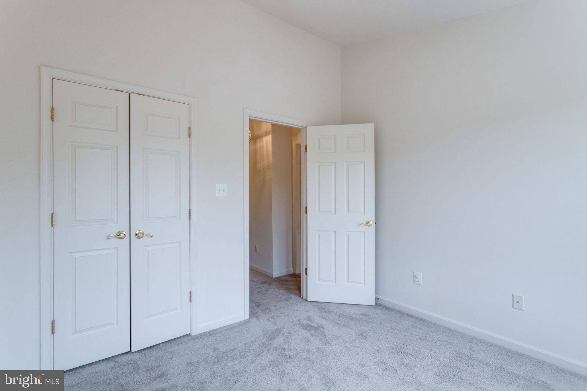 KINGSTOWNE - Residential