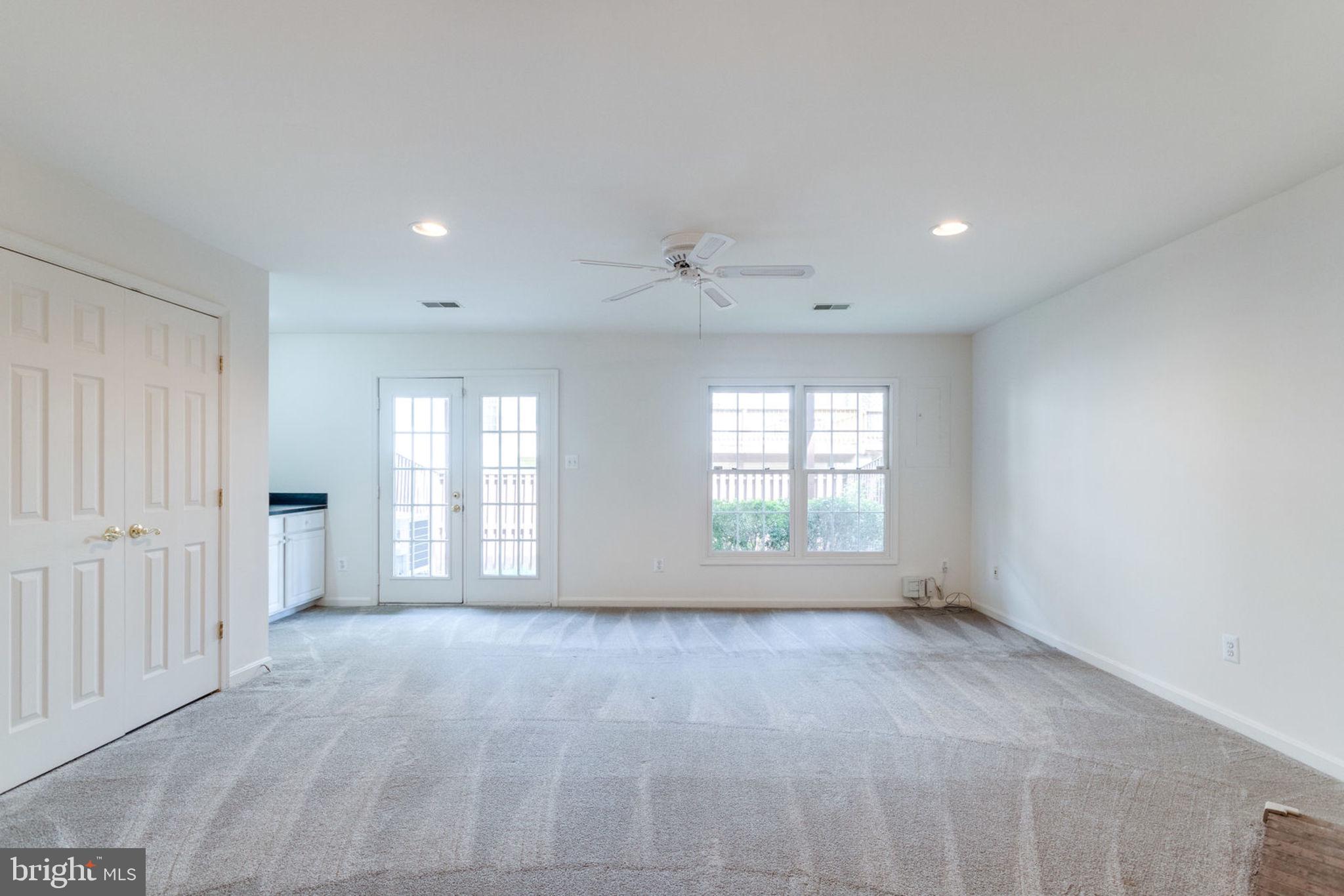 KINGSTOWNE - Residential