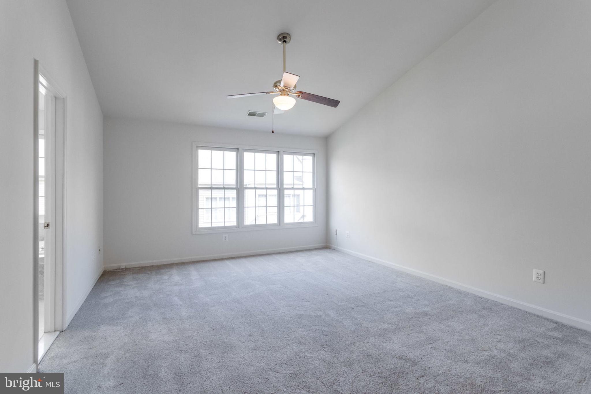 KINGSTOWNE - Residential