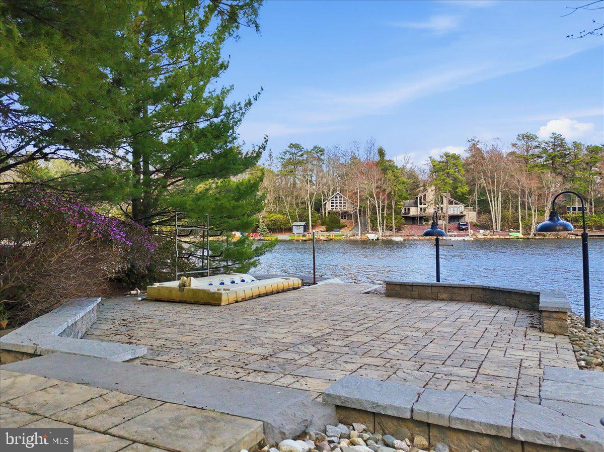 SPLIT ROCK - Residential