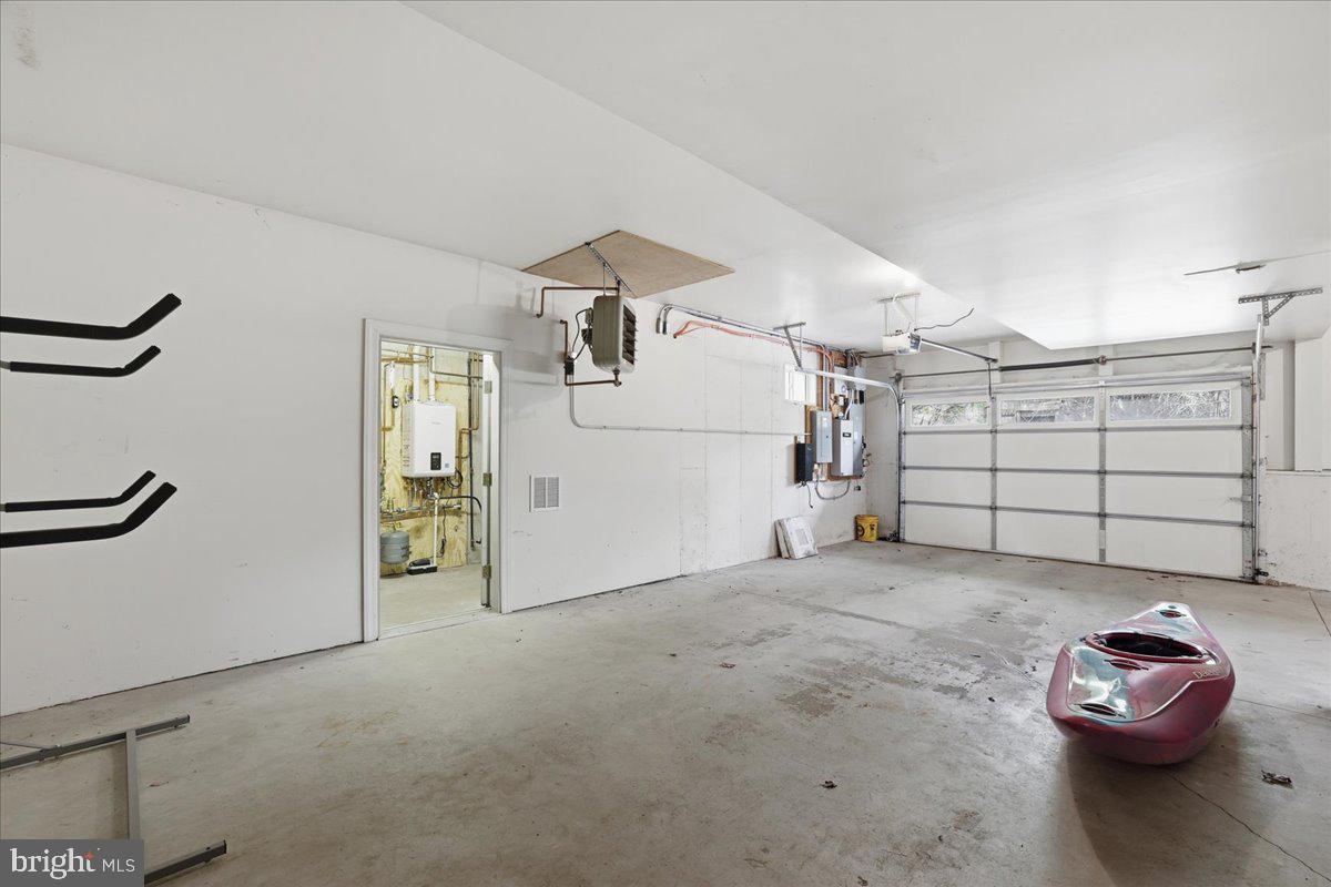 SPLIT ROCK - Residential