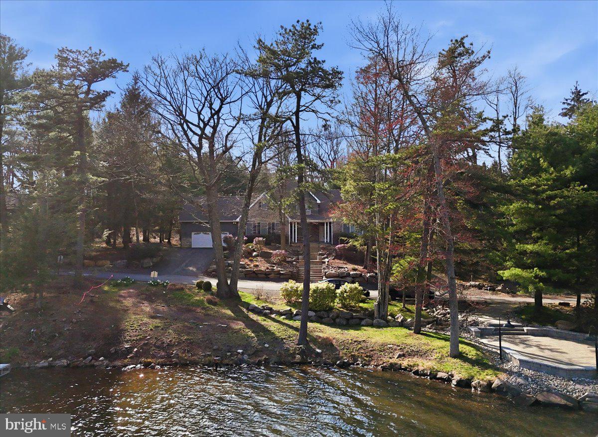 SPLIT ROCK - Residential