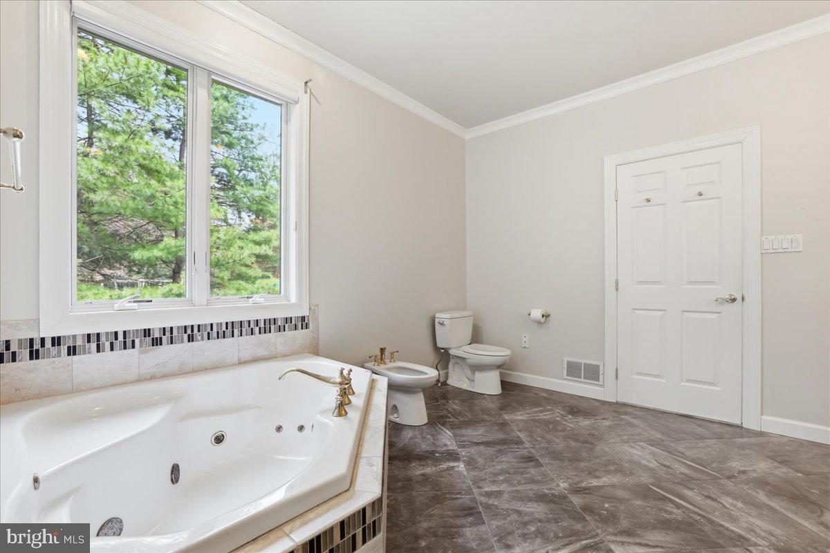 SPLIT ROCK - Residential