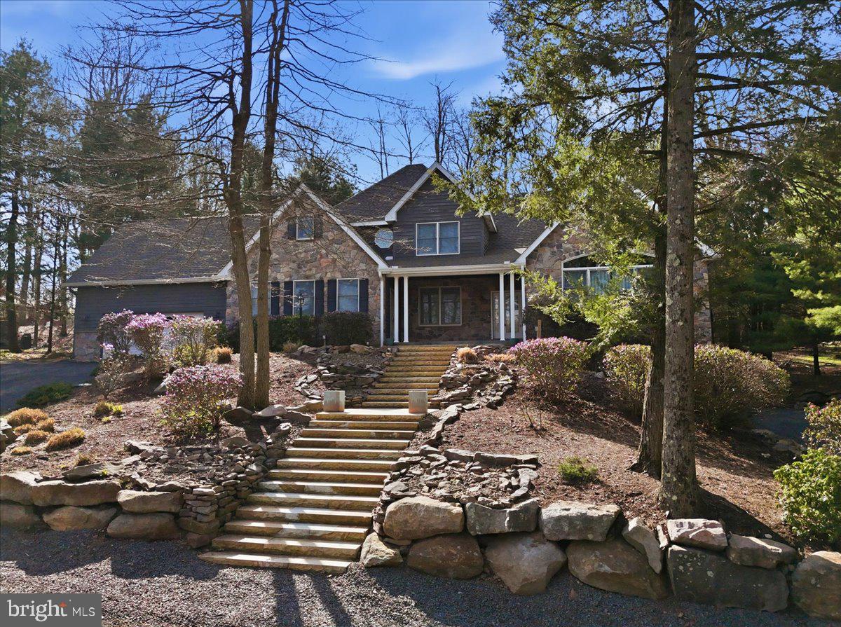 SPLIT ROCK - Residential