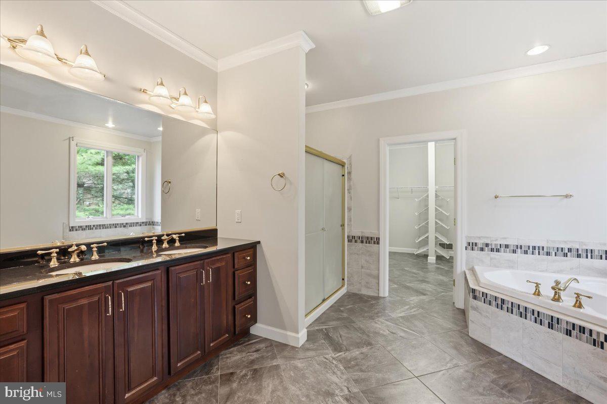 SPLIT ROCK - Residential