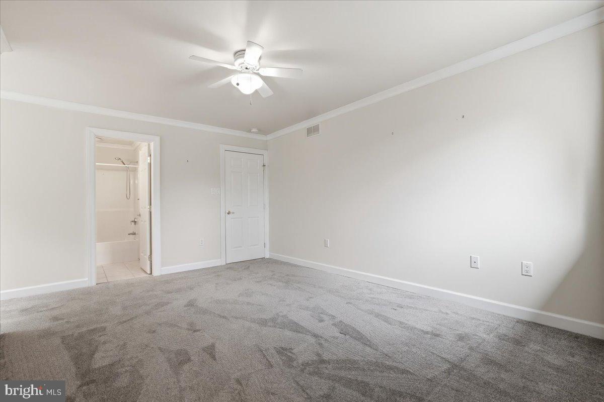 SPLIT ROCK - Residential