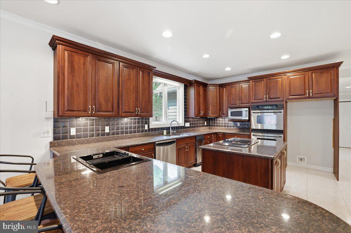 SPLIT ROCK - Residential