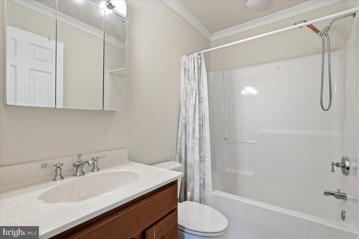 SPLIT ROCK - Residential