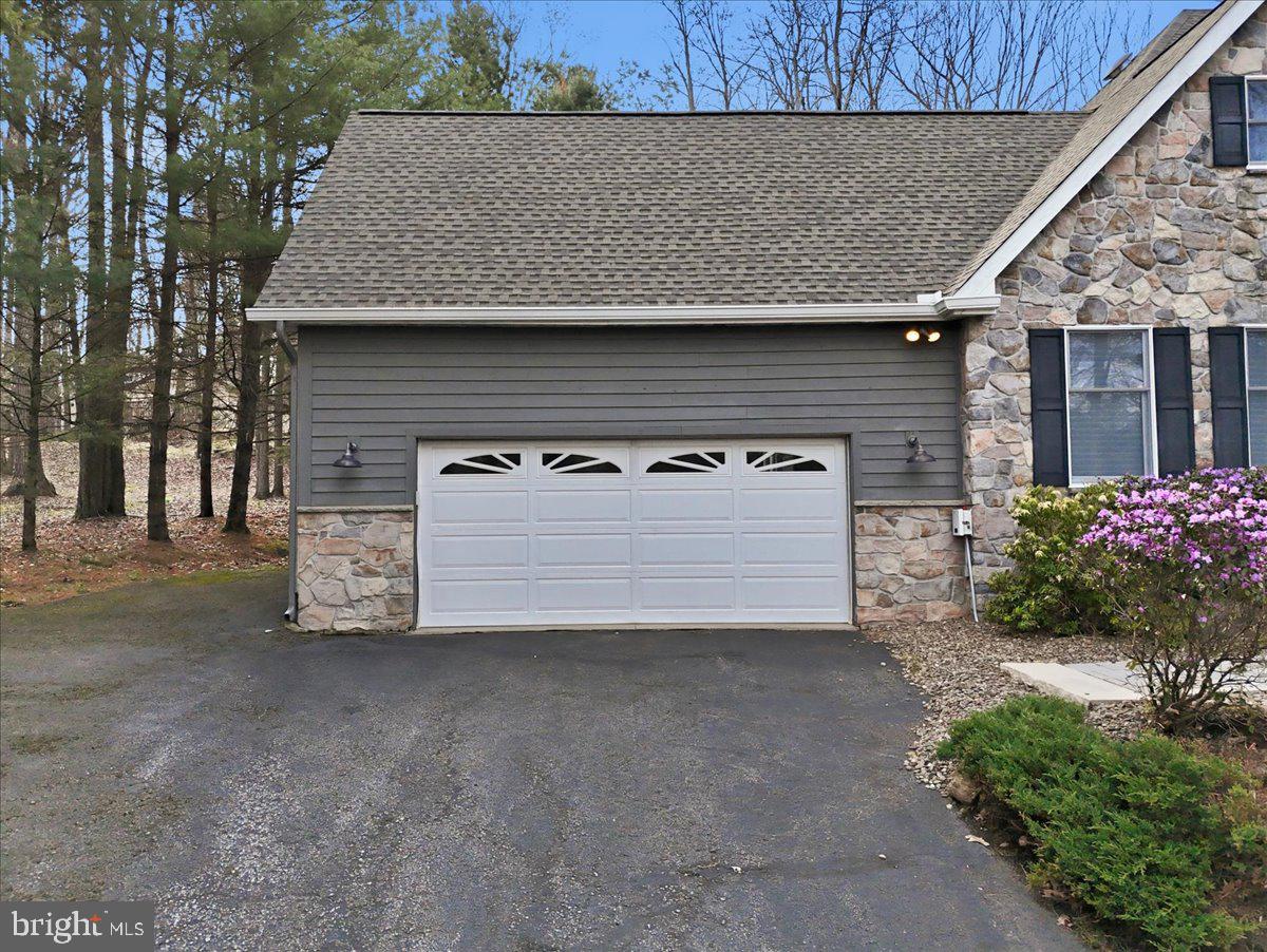 SPLIT ROCK - Residential