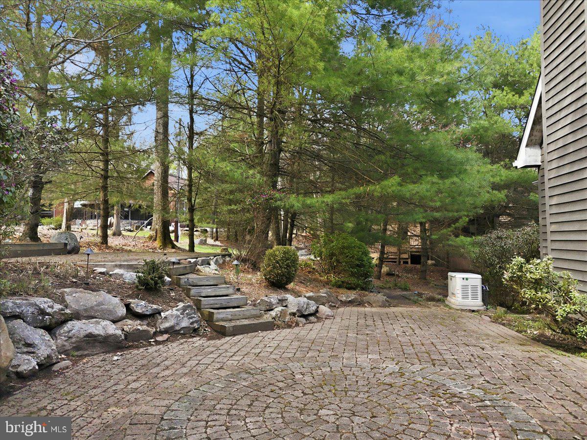 SPLIT ROCK - Residential