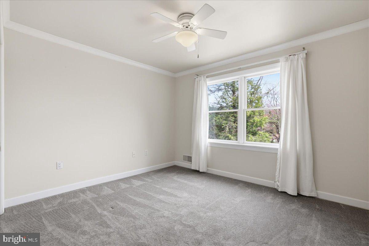 SPLIT ROCK - Residential