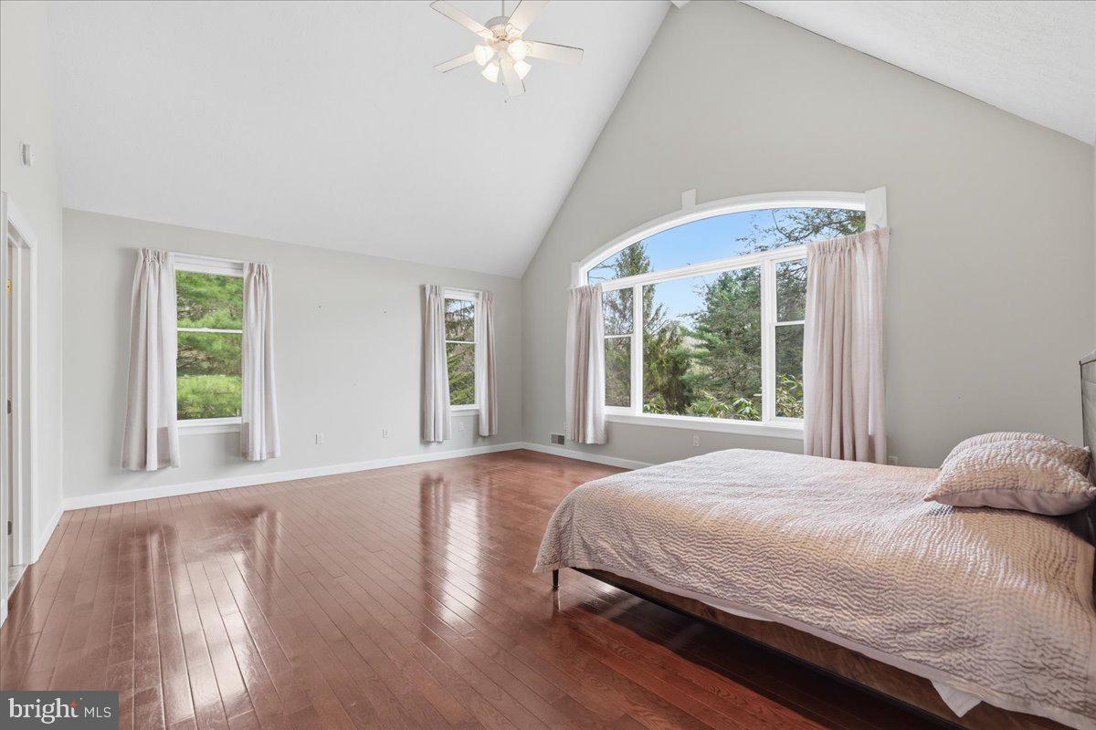 SPLIT ROCK - Residential