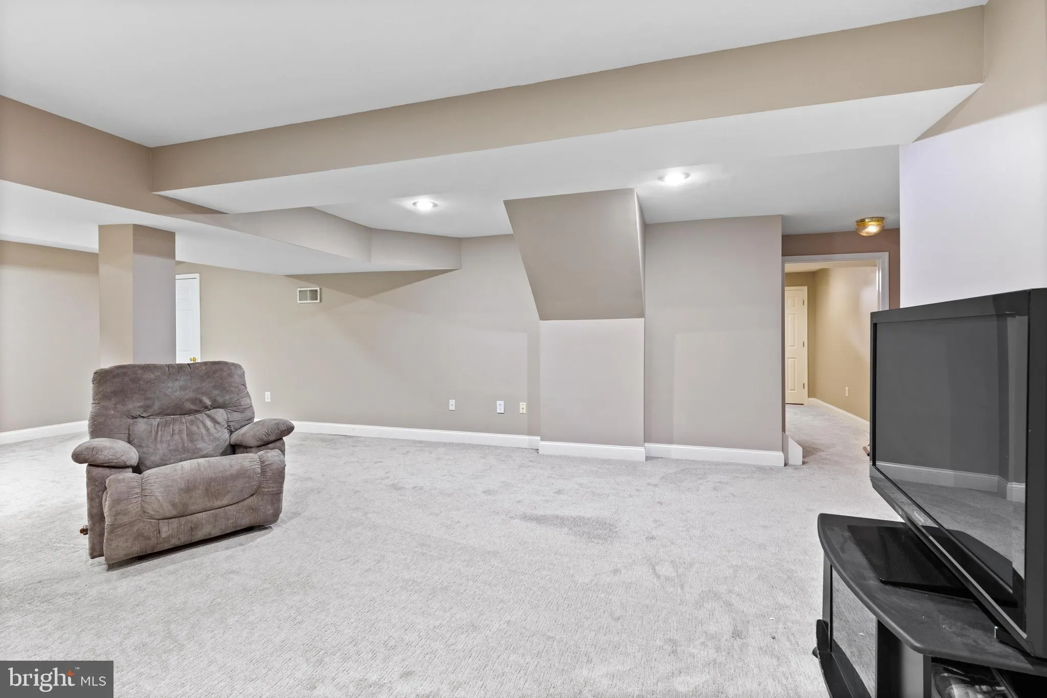 Blue Bell, Pennsylvania 19422, United States, 4 Bedrooms Bedrooms, ,3 BathroomsBathrooms,Residential,Coming Soon,160196