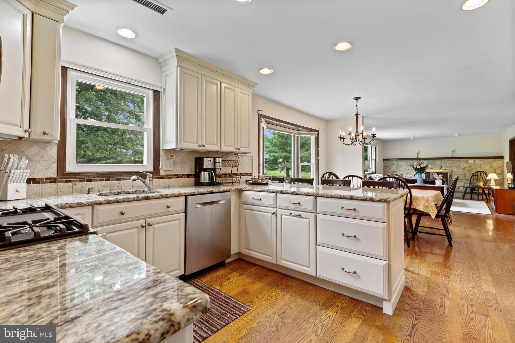 Blue Bell, Pennsylvania 19422, United States, 4 Bedrooms Bedrooms, ,3 BathroomsBathrooms,Residential,Coming Soon,160196