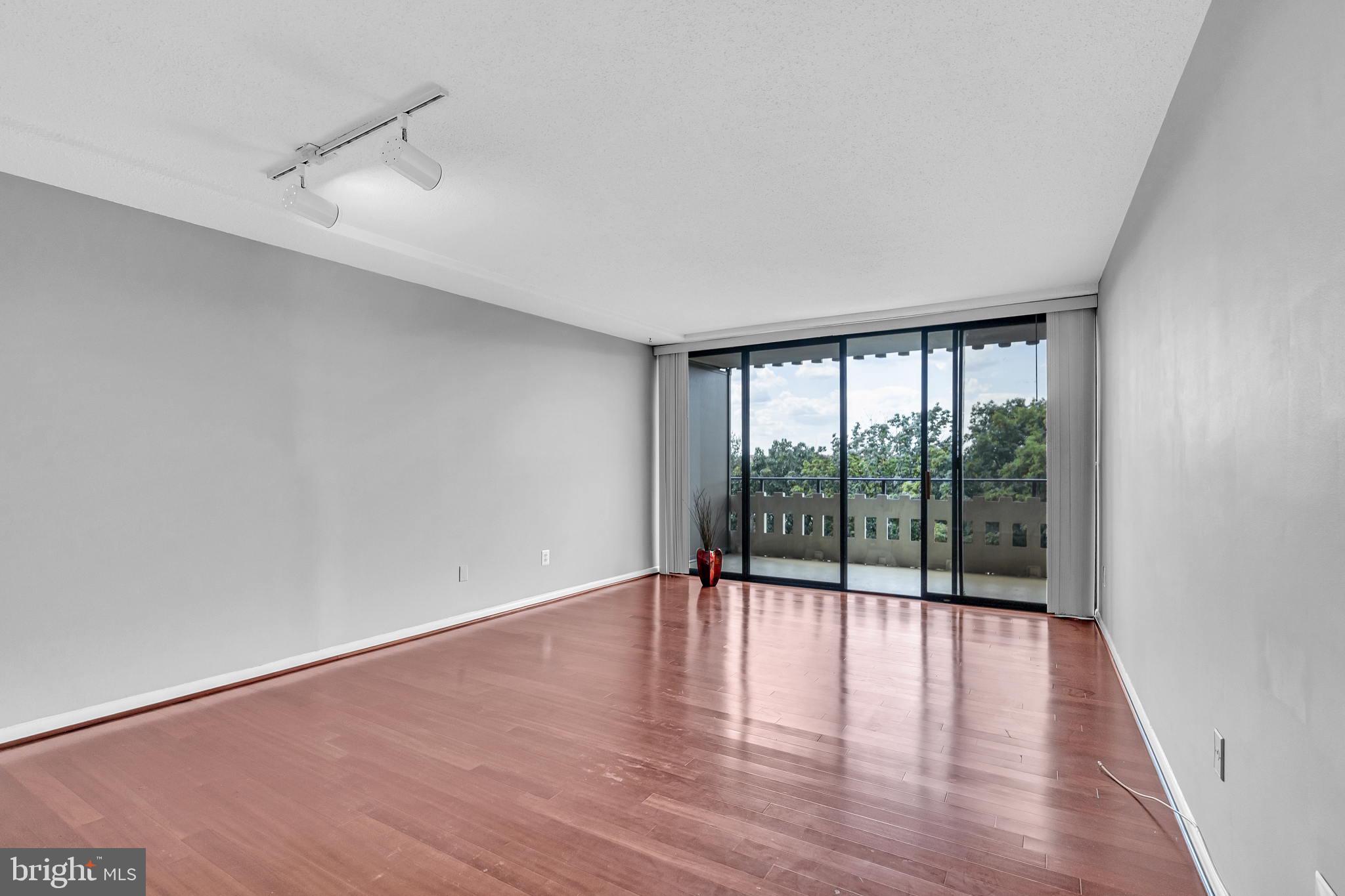 OLYMPUS INCL - Residential