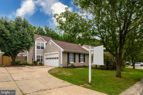MLS: MDCH2057778
