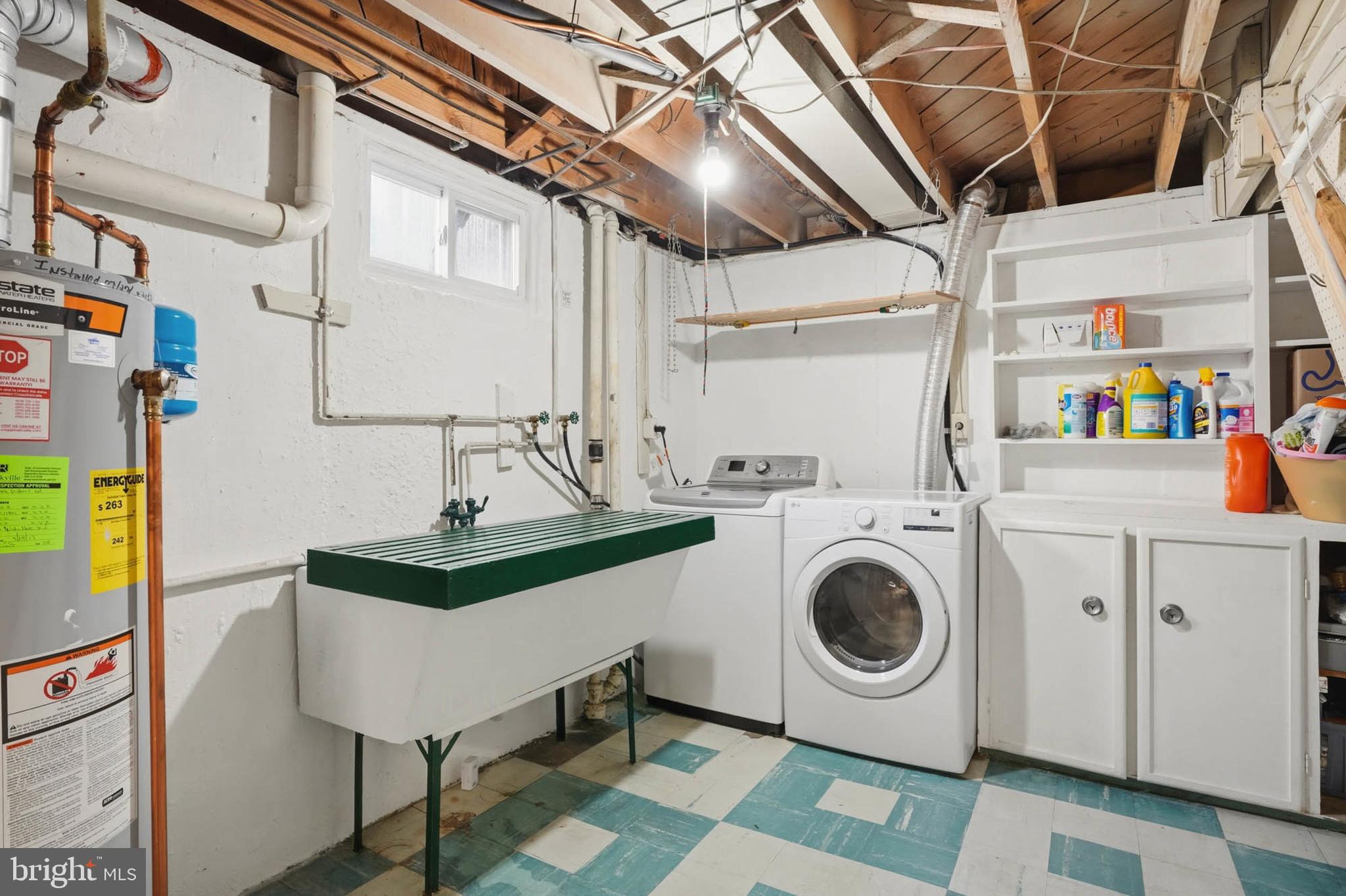 SILVER ROCK - Residential