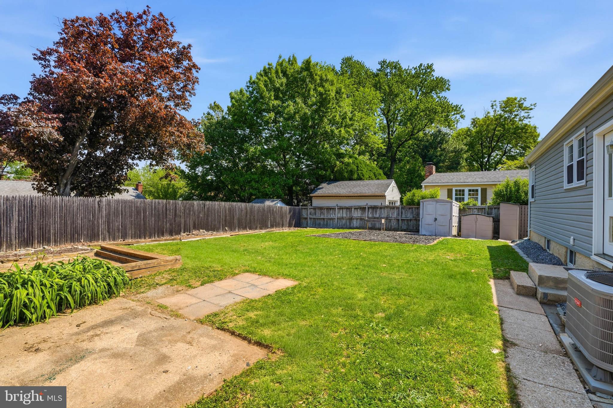 SILVER ROCK - Residential