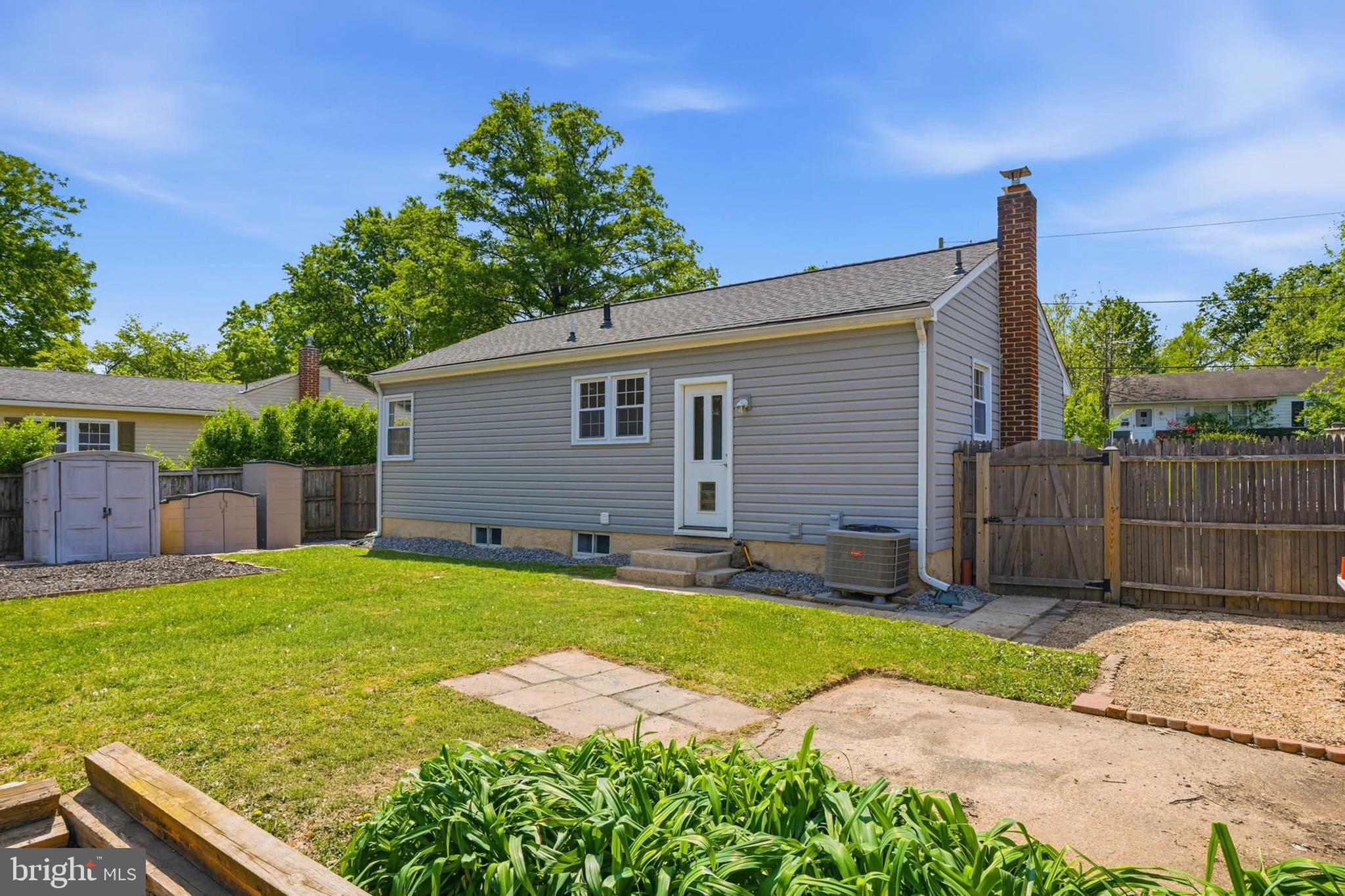 SILVER ROCK - Residential