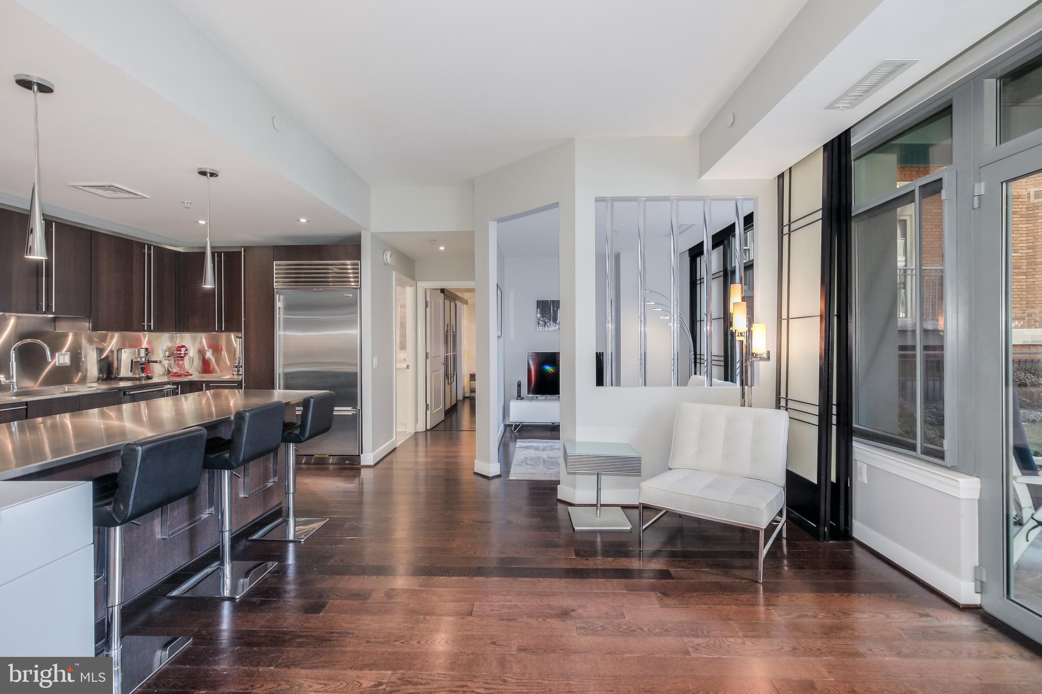 2425 L STREET NW 211