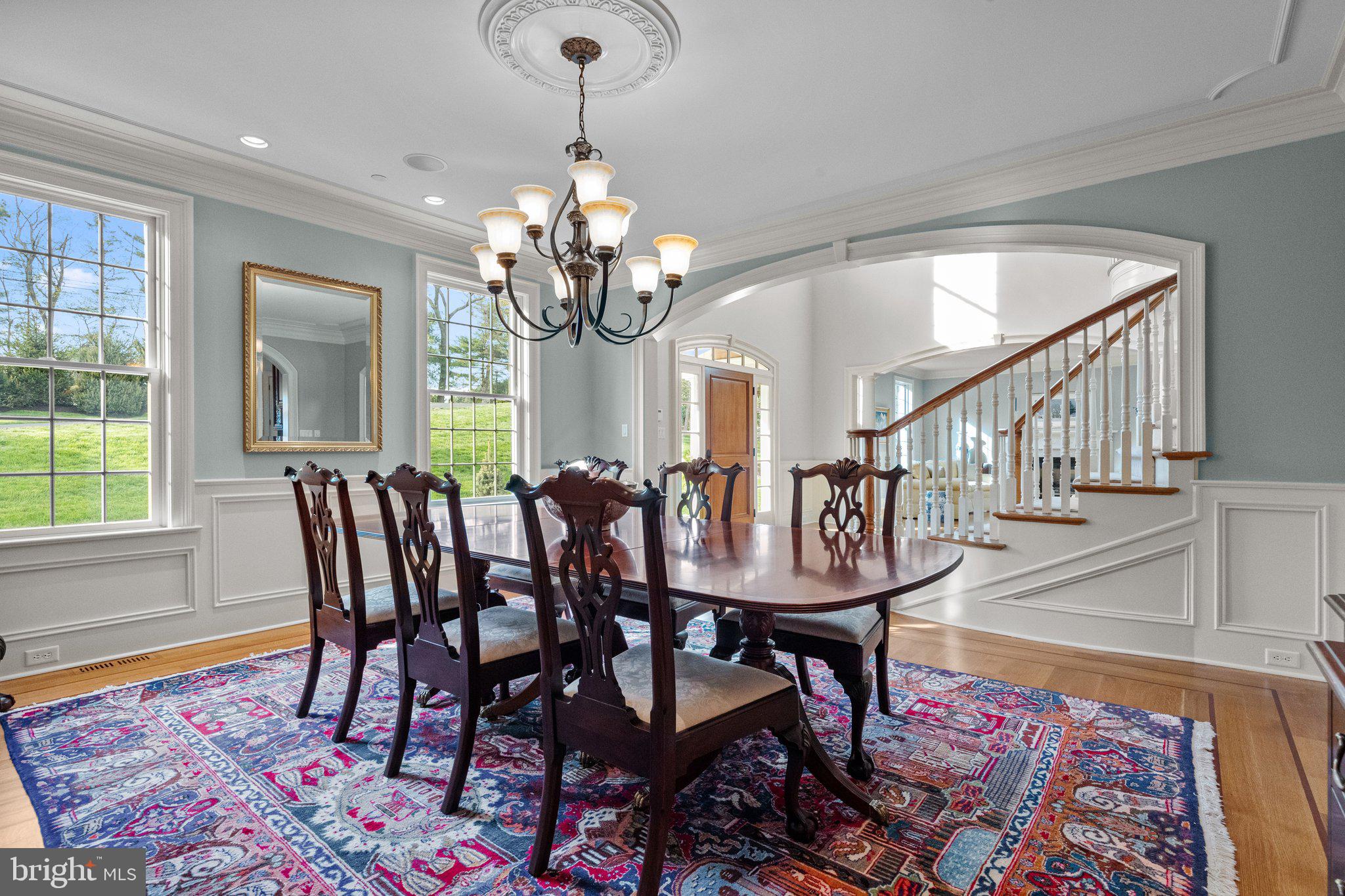5835 RIDGEVIEW DRIVE