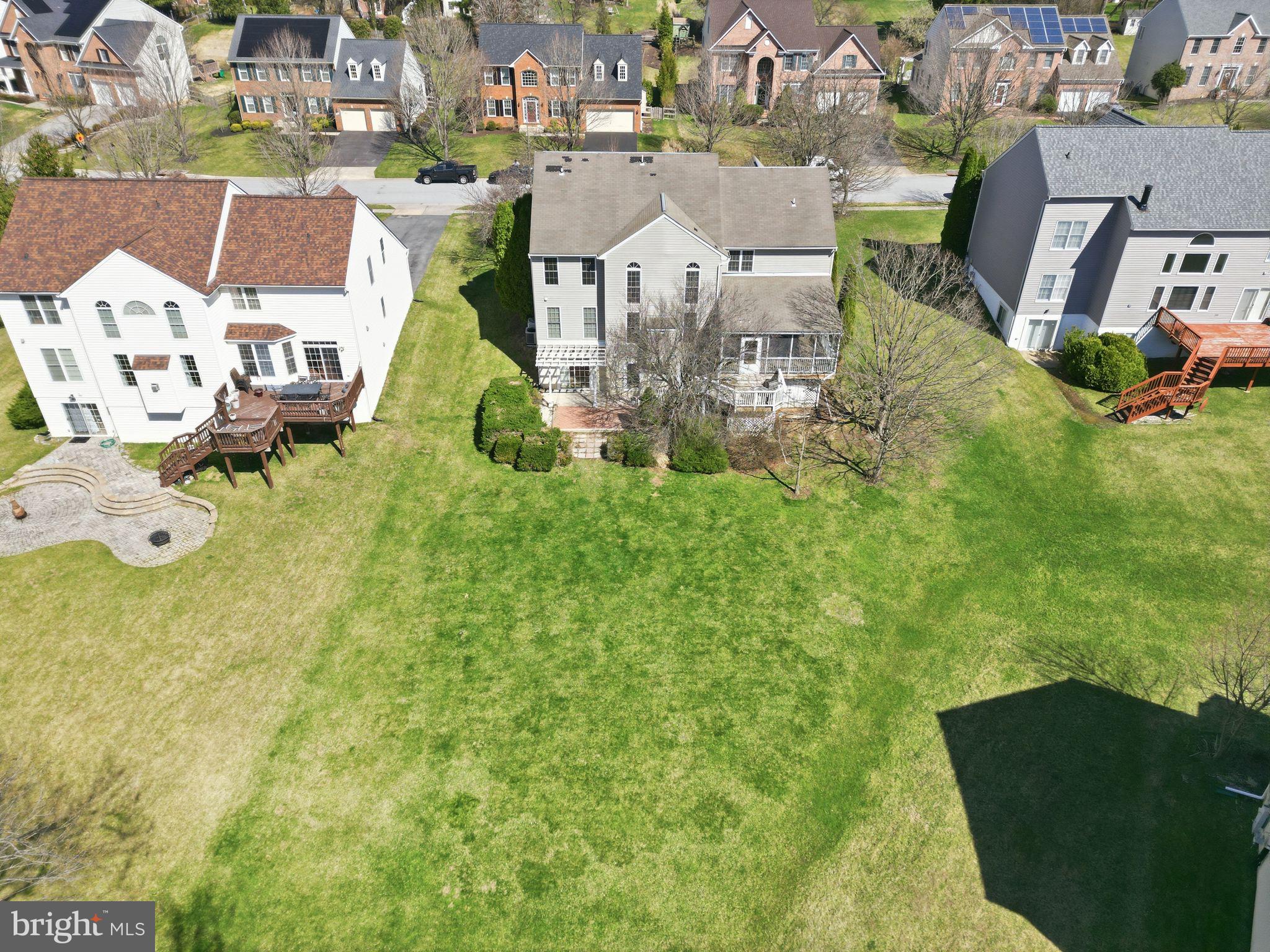 HOBBITS GLEN - Residential