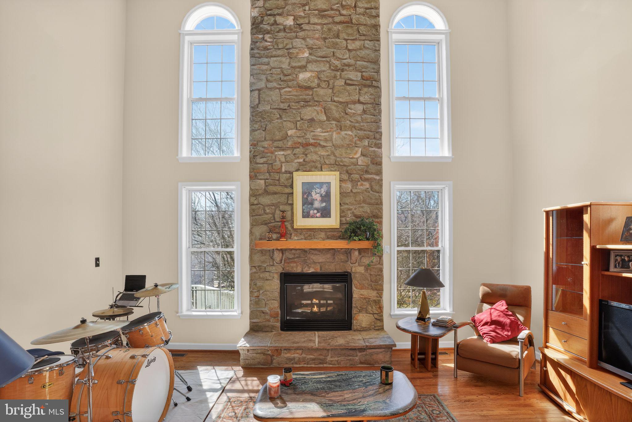 HOBBITS GLEN - Residential