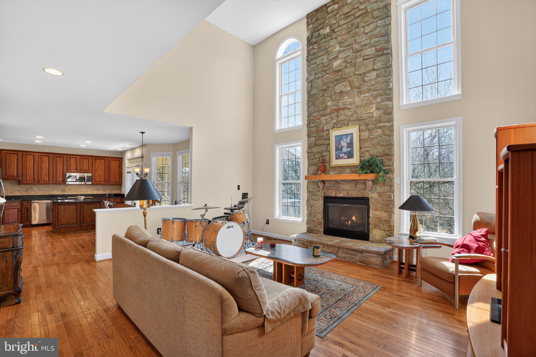 HOBBITS GLEN - Residential