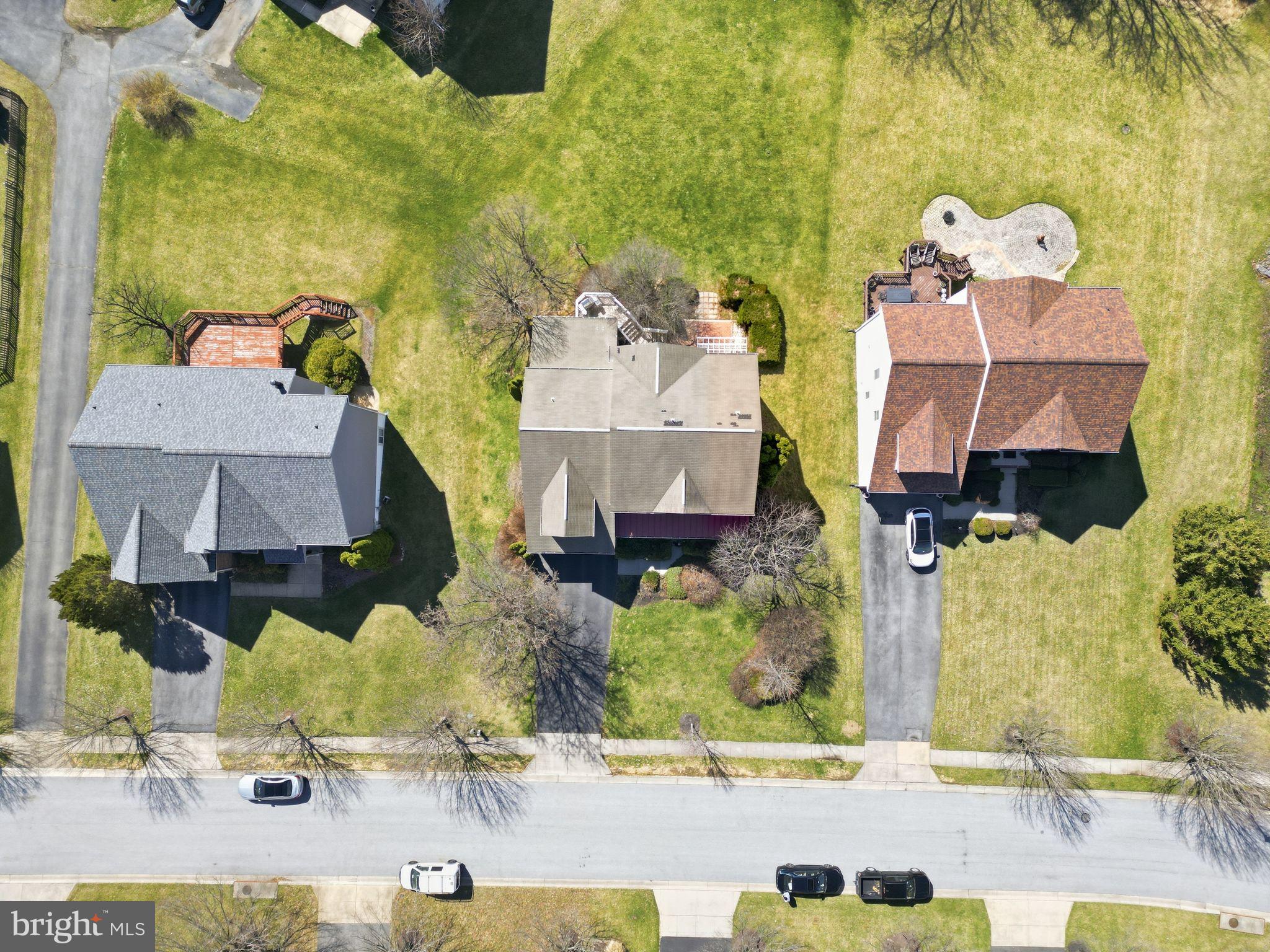 HOBBITS GLEN - Residential