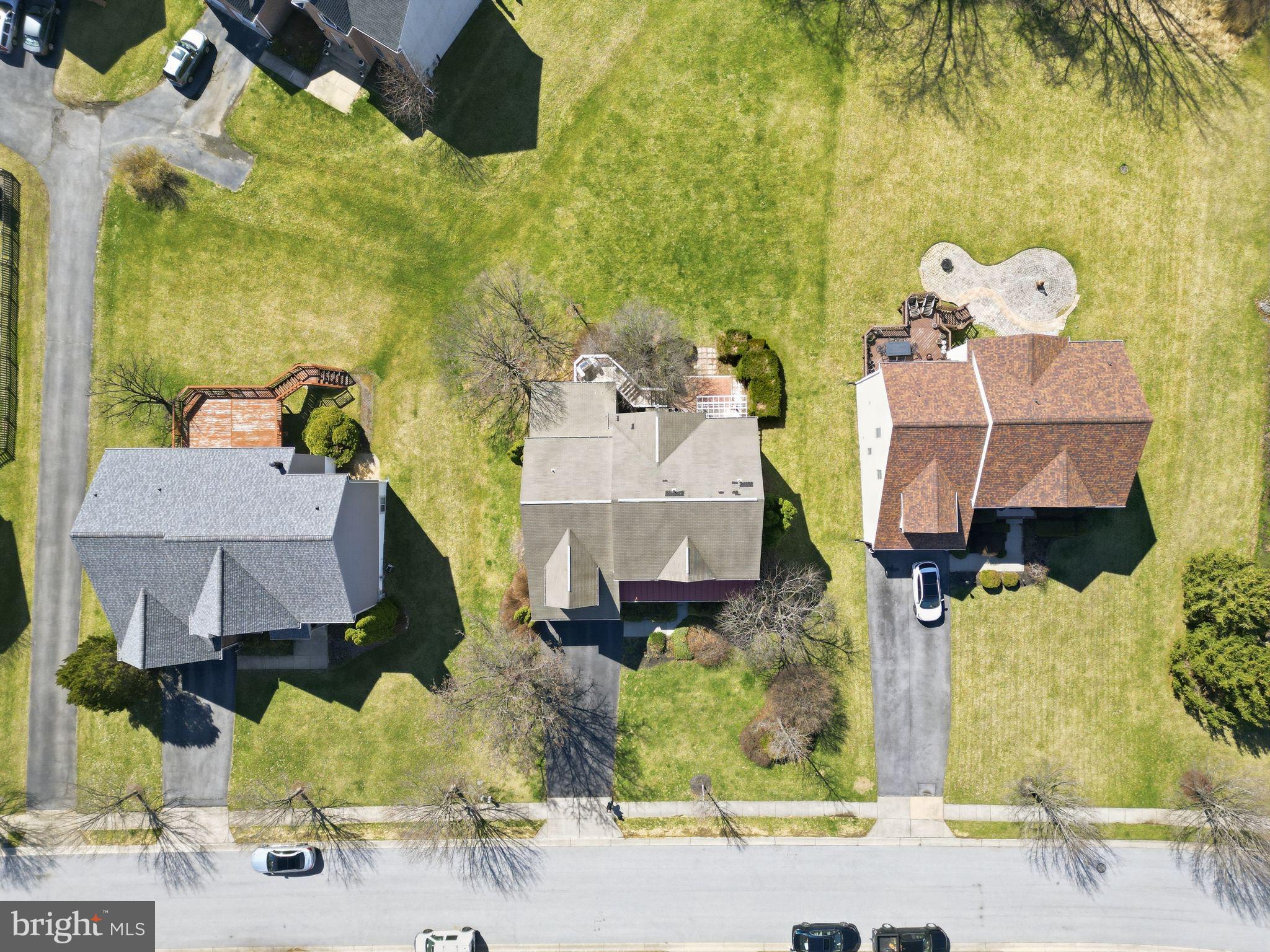 HOBBITS GLEN - Residential