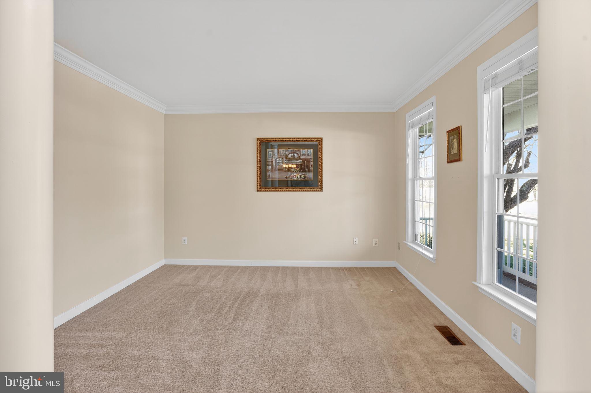 HOBBITS GLEN - Residential