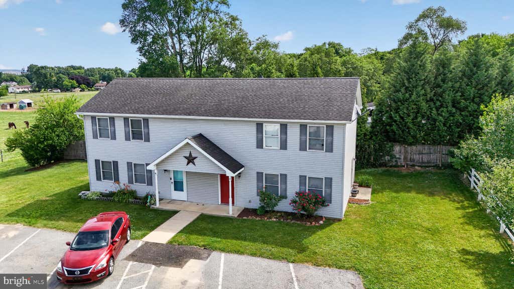 Photo of 15 Stoltzfus Lane, LEOLA, PA 17540 (MLS # PALA2091370)