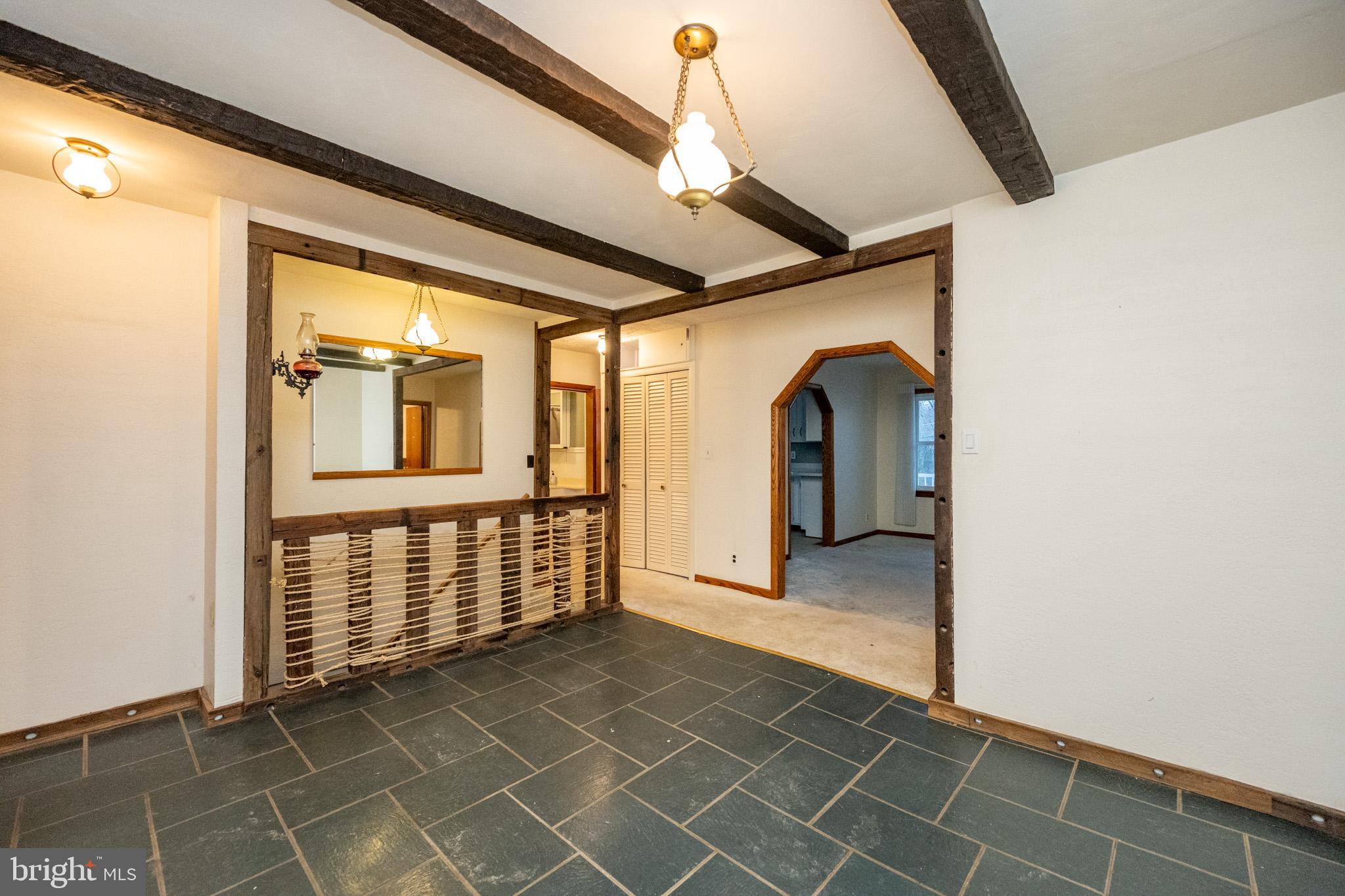 HIGH STREET - Residential