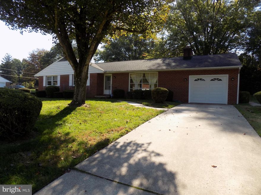 Beautiful ranch home in Bel Air located on a corner lot! 3 Bedrooms and 2 full baths and a 1 car garage.   Huge living room space, full dining room, the  kitchen has  with updated,  New windows, new gas cook top, new carpet,   Nice level  back yard and plenty of storage in basement. Close to shopping and dining. 
Owner will consider  PETS ON A CASE BY CASE BASIS with a monthly pet rent of $ 50 a month 

MUST USE WEICHERT REALTORS  DIANA REALTY RENTAL APPLICATION AND LEASE AGREEMENT.  APPLICATION  FEES ARE $50 PER PERSON OVER THE AGE OF 18.  MIN OF A ONE YEAR LEASE TERM, ALL APPLICANTS MUST HAVE GOOD CREDIT, AND GOOD LANDLORD REFERENCES,  MONTHLY INCOME MUST BE AT LEAST 3 TIMES THE AMOUNT OF THE MONTHLY RENT.   ALL FUNDS ARE DUE AT THE TIME OF THE LEASE SIGNING WHICH IS IMMEDIATELY AFTER THE APPLICATION  IS APPROVED BY THE OWNERS  IN THE FORM OF  MONEY ORDERS OR A CASHIERS CHECK